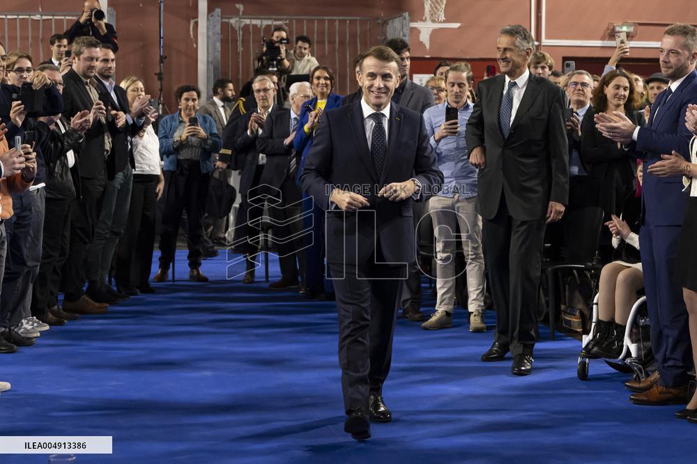 Macron Speaks to Readers of La Voix du Nord - Arras