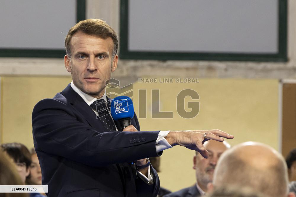 Macron Speaks to Readers of La Voix du Nord - Arras