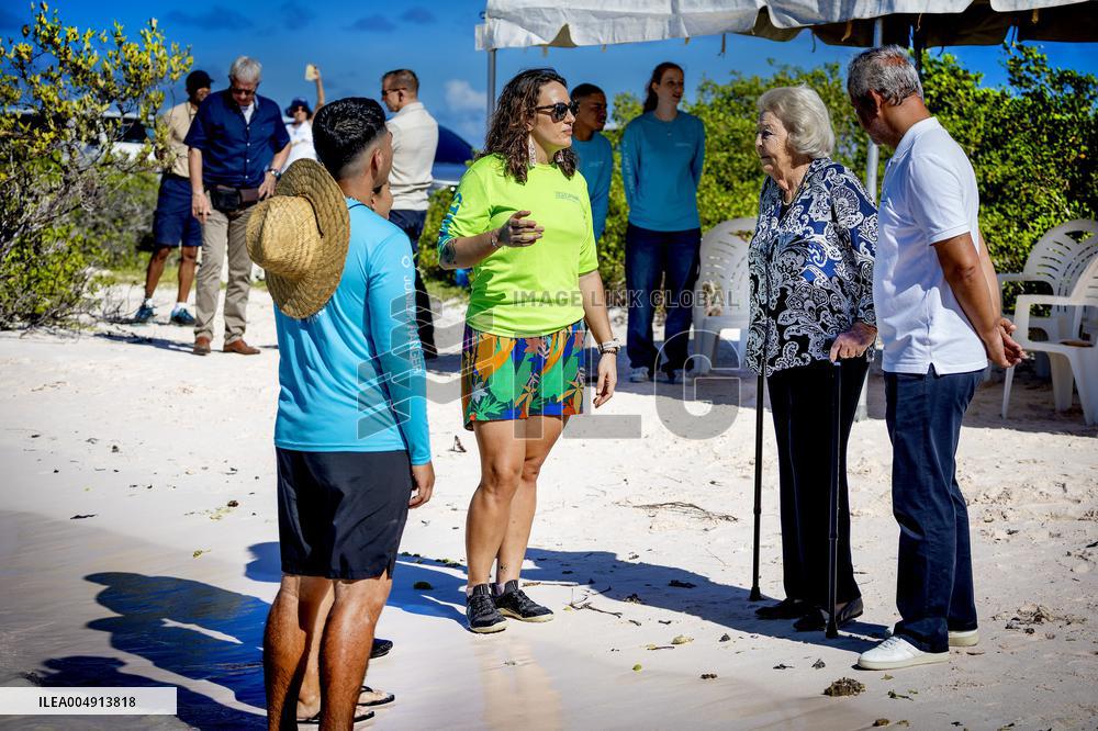 Princess Beatrix Visits Bonaire - The Netherlands