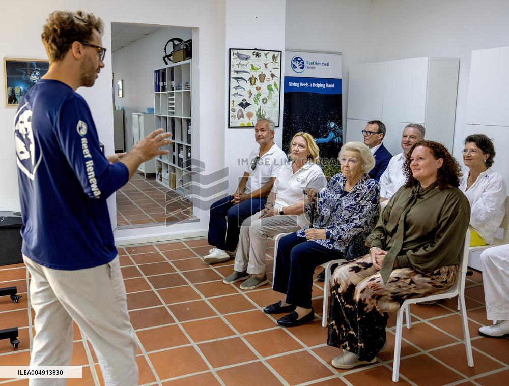 Princess Beatrix Visits Bonaire - The Netherlands