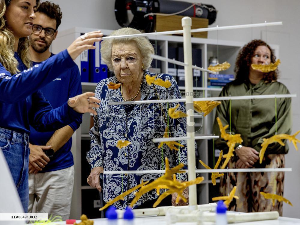 Princess Beatrix Visits Bonaire - The Netherlands