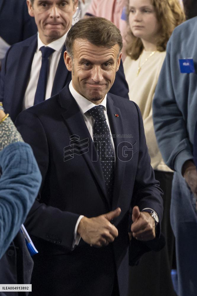Macron Speaks to Readers of La Voix du Nord - Arras