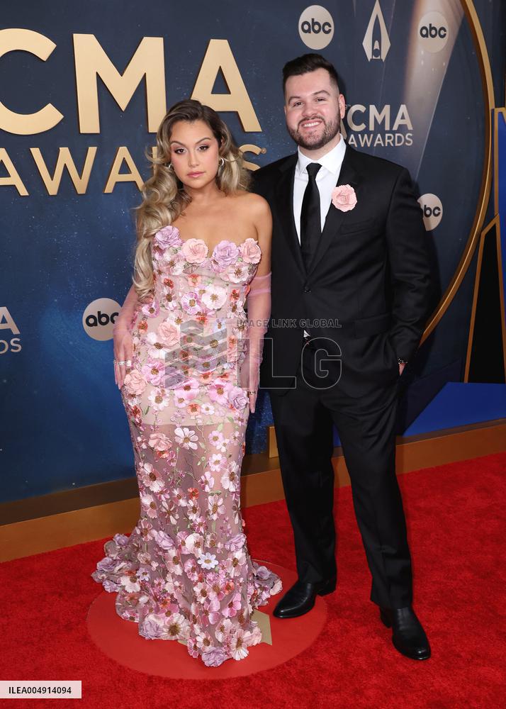 59th Annual CMA Awards - Arrivals