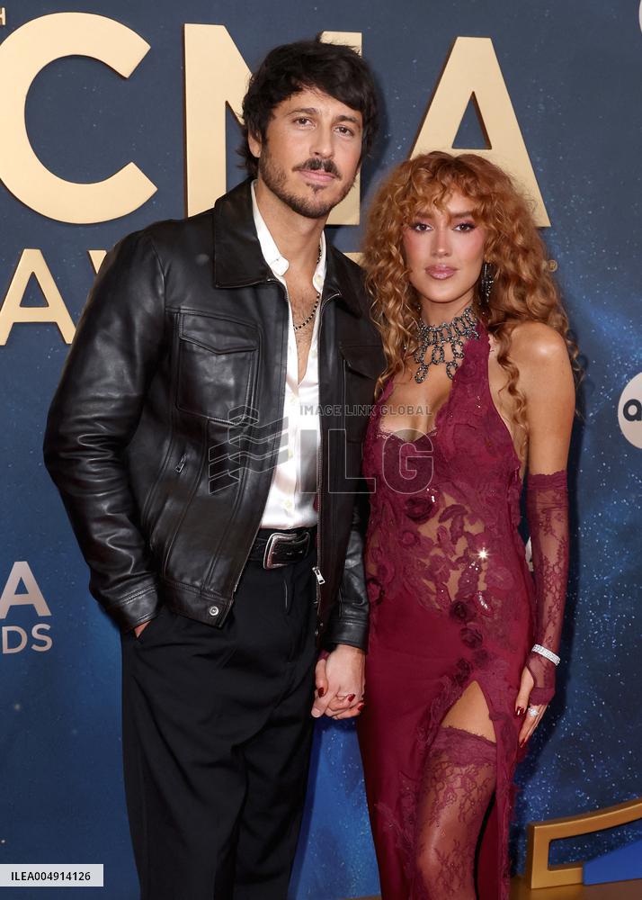 59th Annual CMA Awards - Arrivals