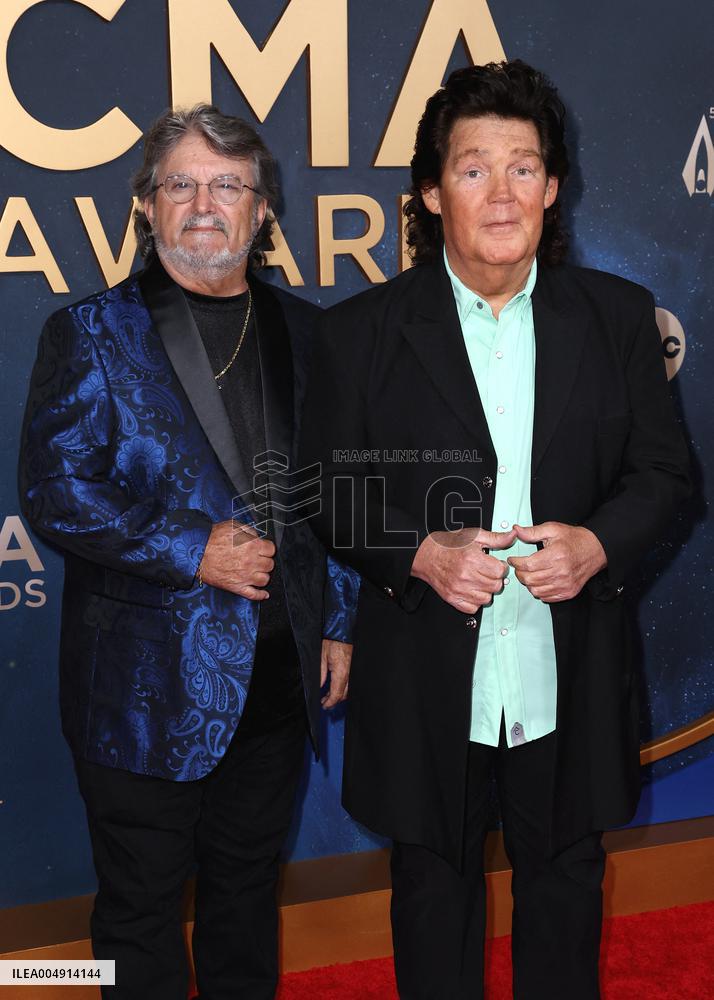 59th Annual CMA Awards - Arrivals