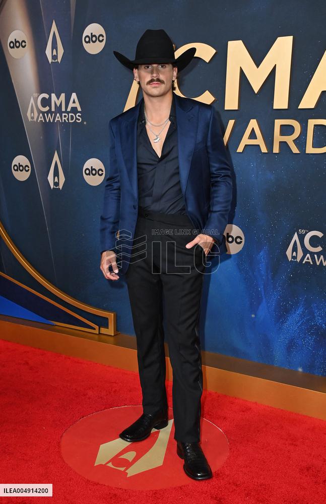 59th Annual CMA Awards - Arrivals