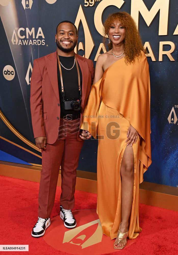 59th Annual CMA Awards - Arrivals