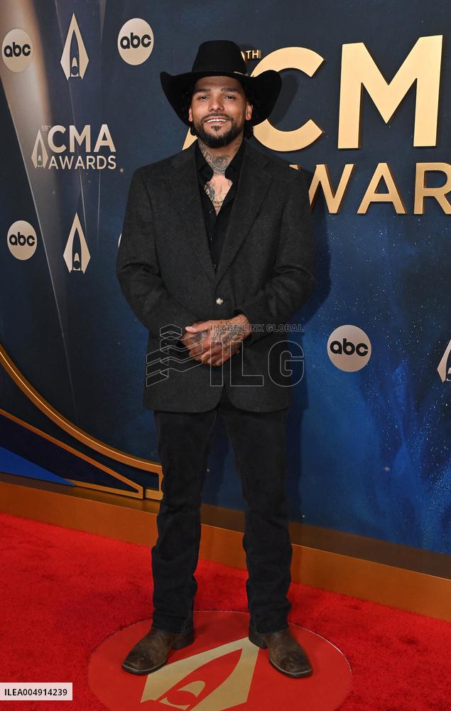 59th Annual CMA Awards - Arrivals