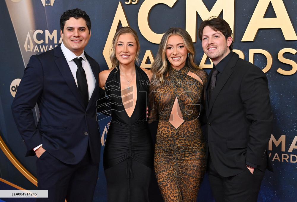 59th Annual CMA Awards - Arrivals