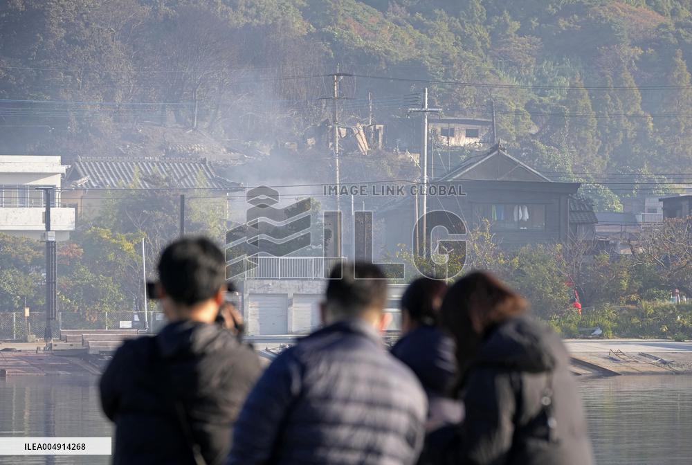 Massive fire in southwestern Japan