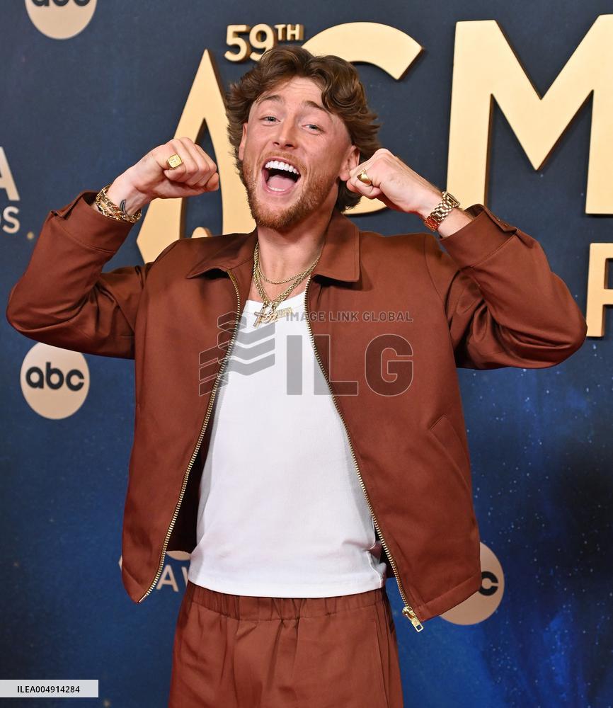 59th Annual CMA Awards - Arrivals