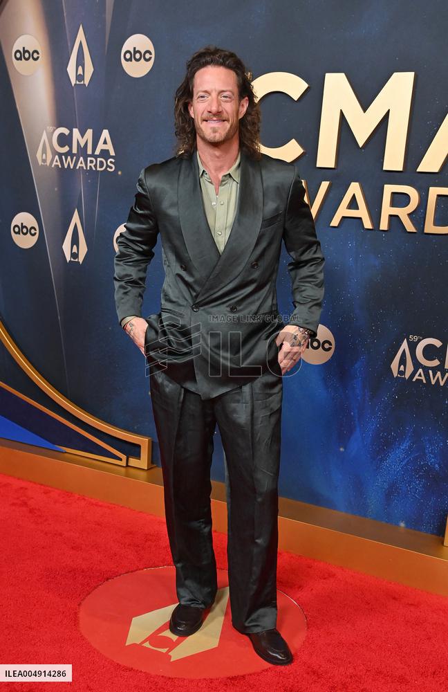 59th Annual CMA Awards - Arrivals