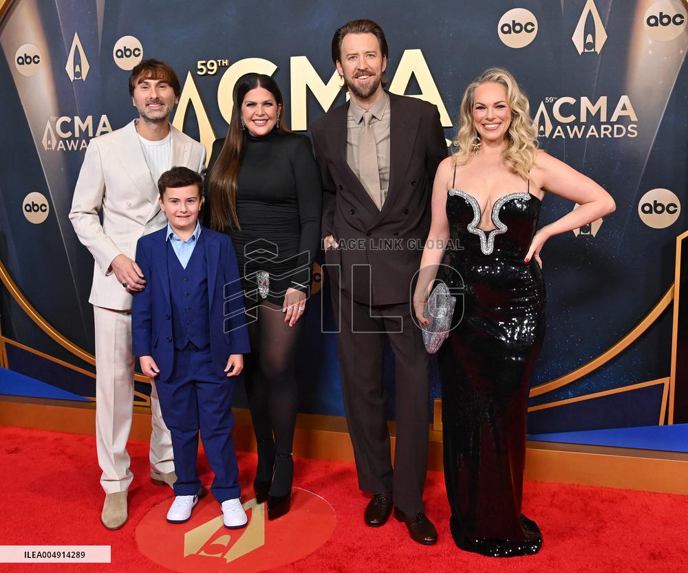 59th Annual CMA Awards - Arrivals