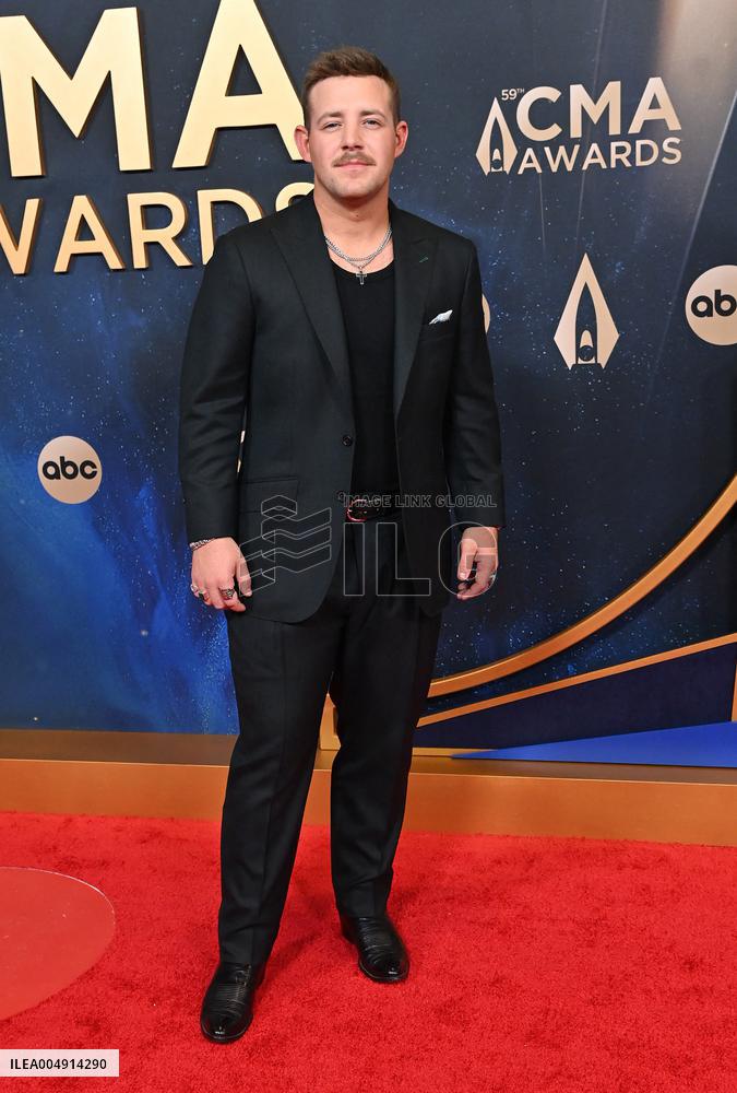 59th Annual CMA Awards - Arrivals