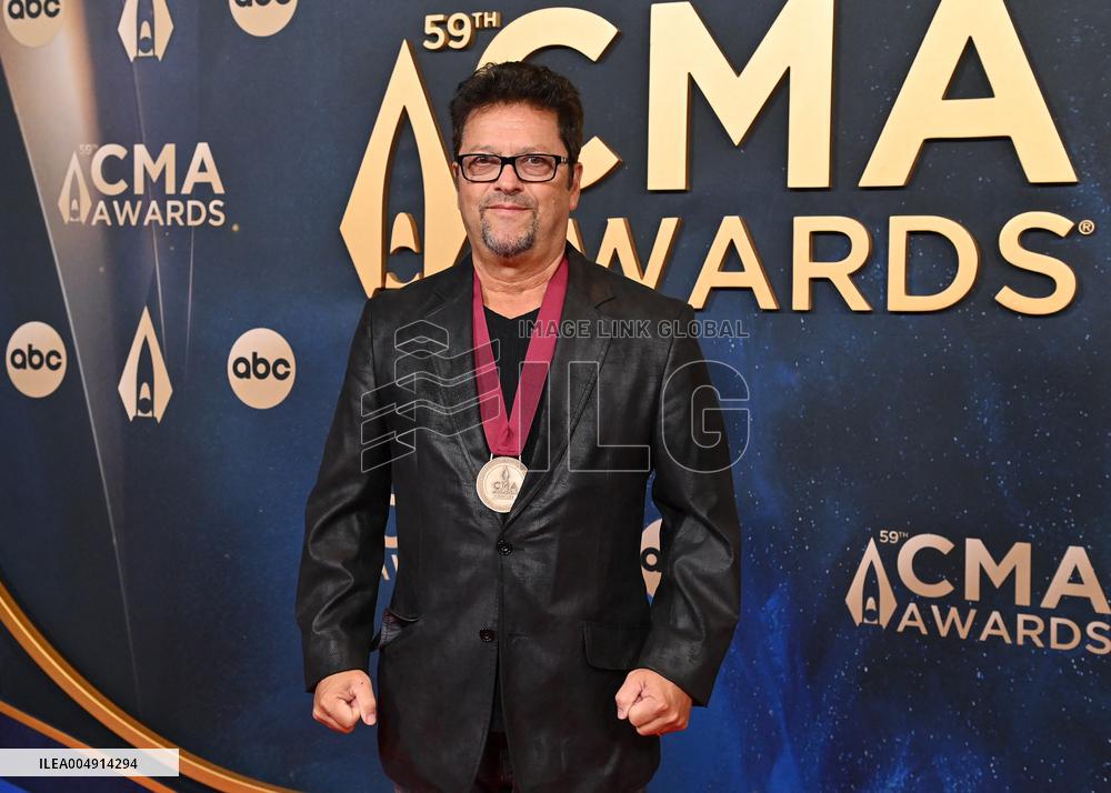 59th Annual CMA Awards - Arrivals