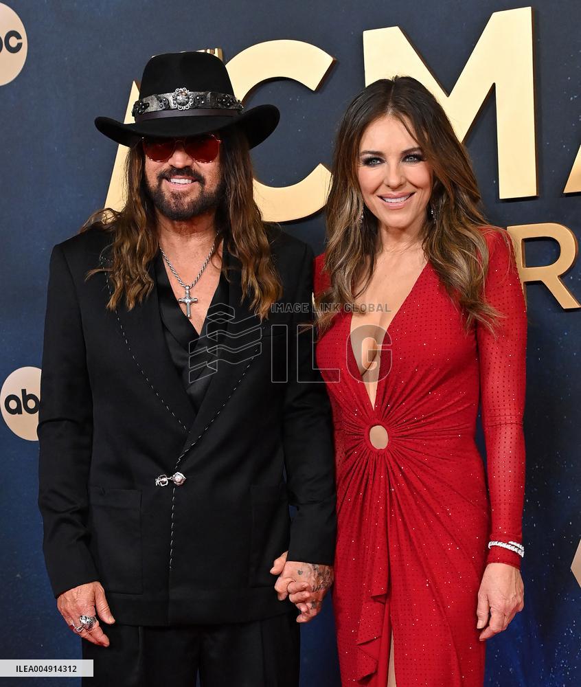 59th Annual CMA Awards - Arrivals