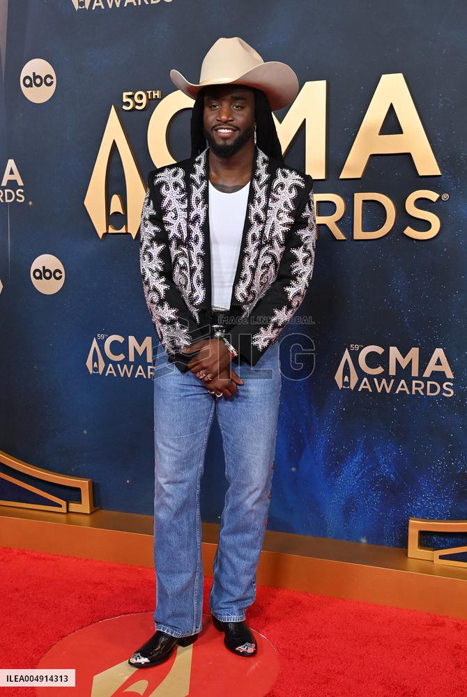 59th Annual CMA Awards - Arrivals