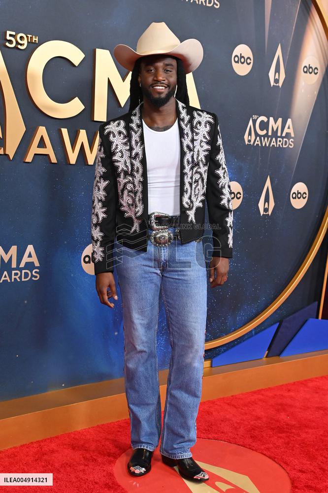 59th Annual CMA Awards - Arrivals