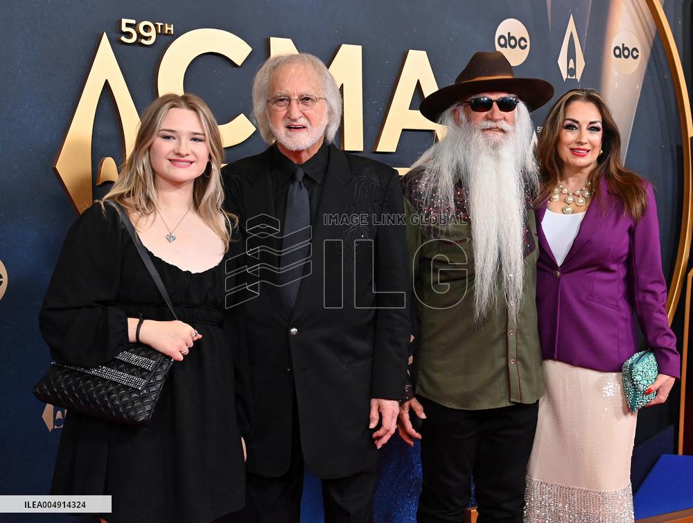 59th Annual CMA Awards - Arrivals