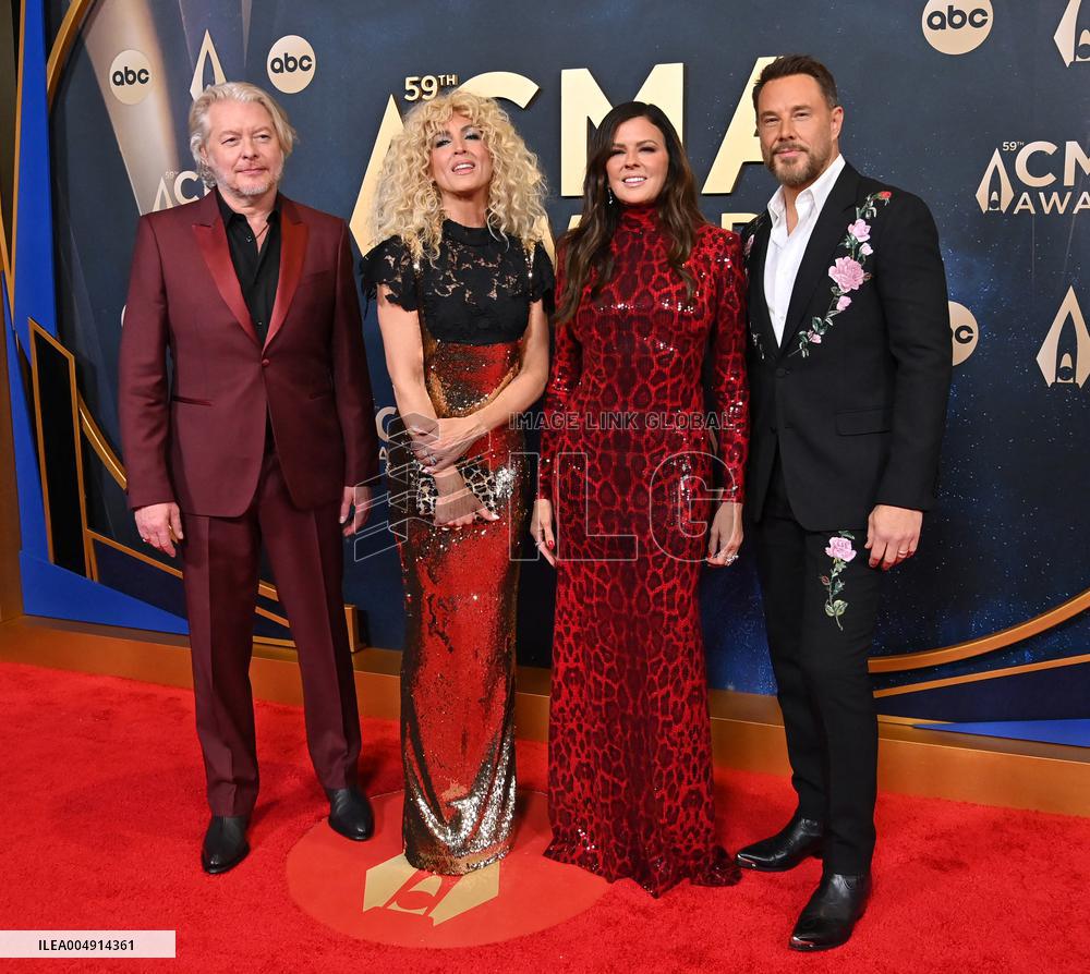 59th Annual CMA Awards - Arrivals