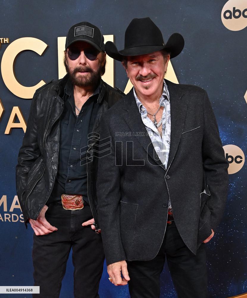 59th Annual CMA Awards - Arrivals