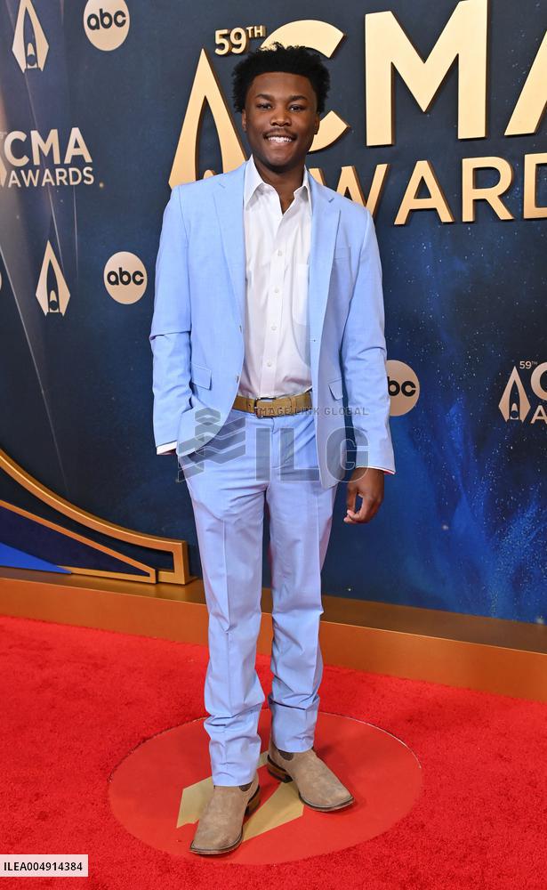 59th Annual CMA Awards - Arrivals