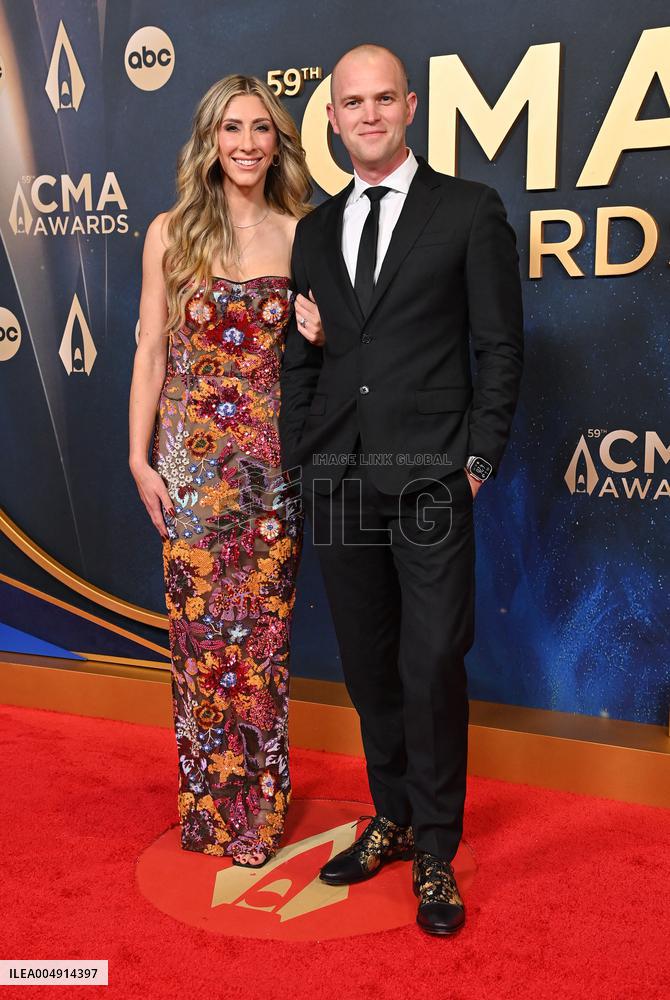 59th Annual CMA Awards - Arrivals