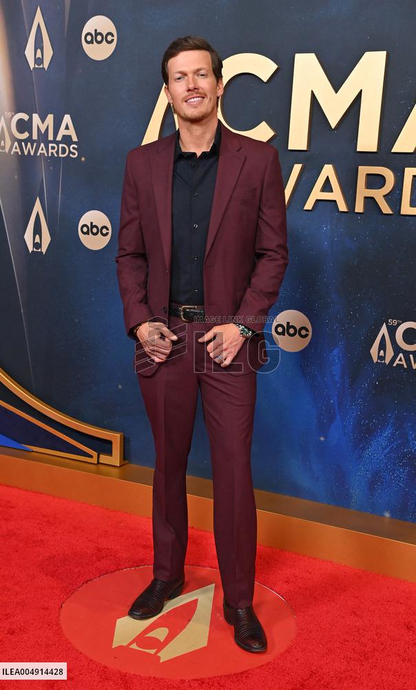 59th Annual CMA Awards - Arrivals