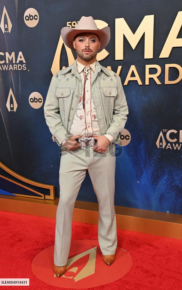 59th Annual CMA Awards - Arrivals