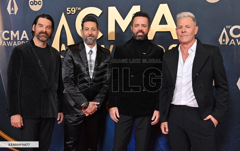 59th Annual CMA Awards - Arrivals