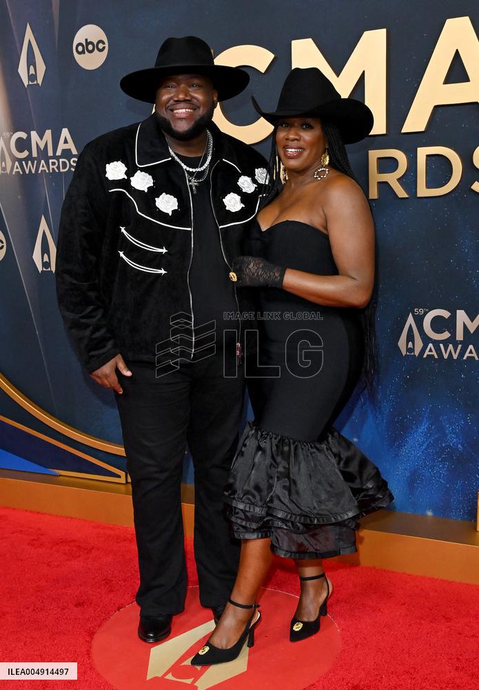 59th Annual CMA Awards - Arrivals