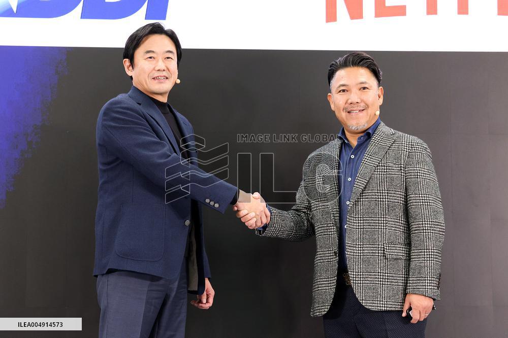 KDDI New Service Launch Event