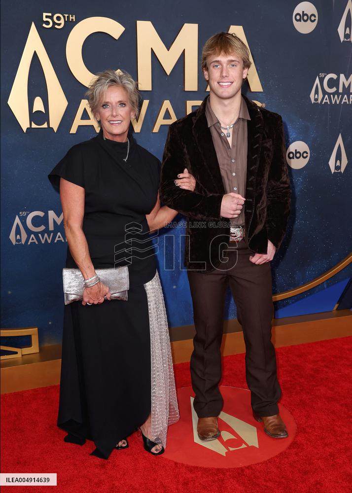 59th Annual CMA Awards - Arrivals