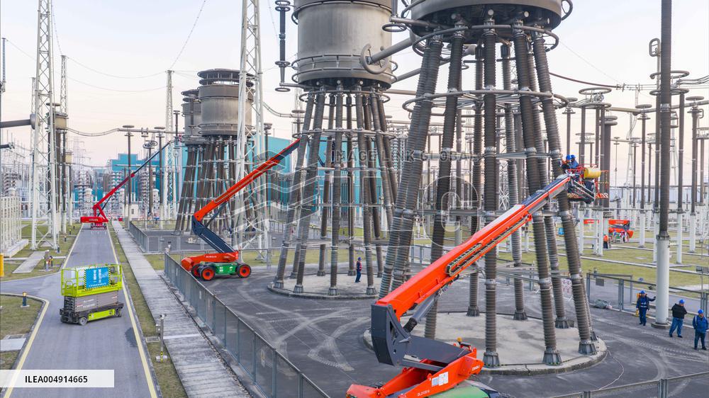 World First Ultra-high Voltage Hybrid Cascaded Flexible DC Converter Station