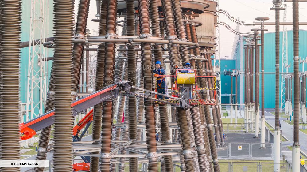 World First Ultra-high Voltage Hybrid Cascaded Flexible DC Converter Station