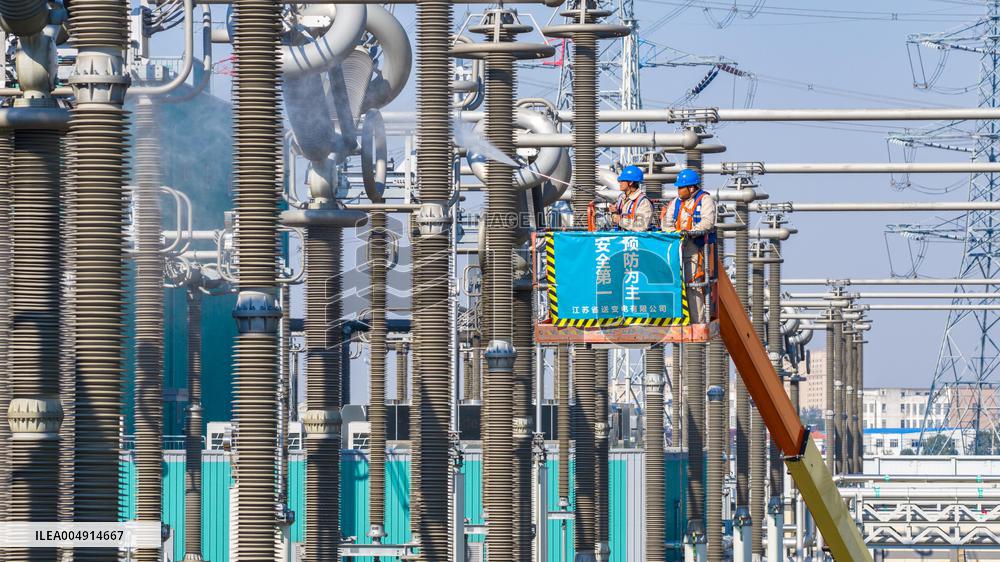 World First Ultra-high Voltage Hybrid Cascaded Flexible DC Converter Station