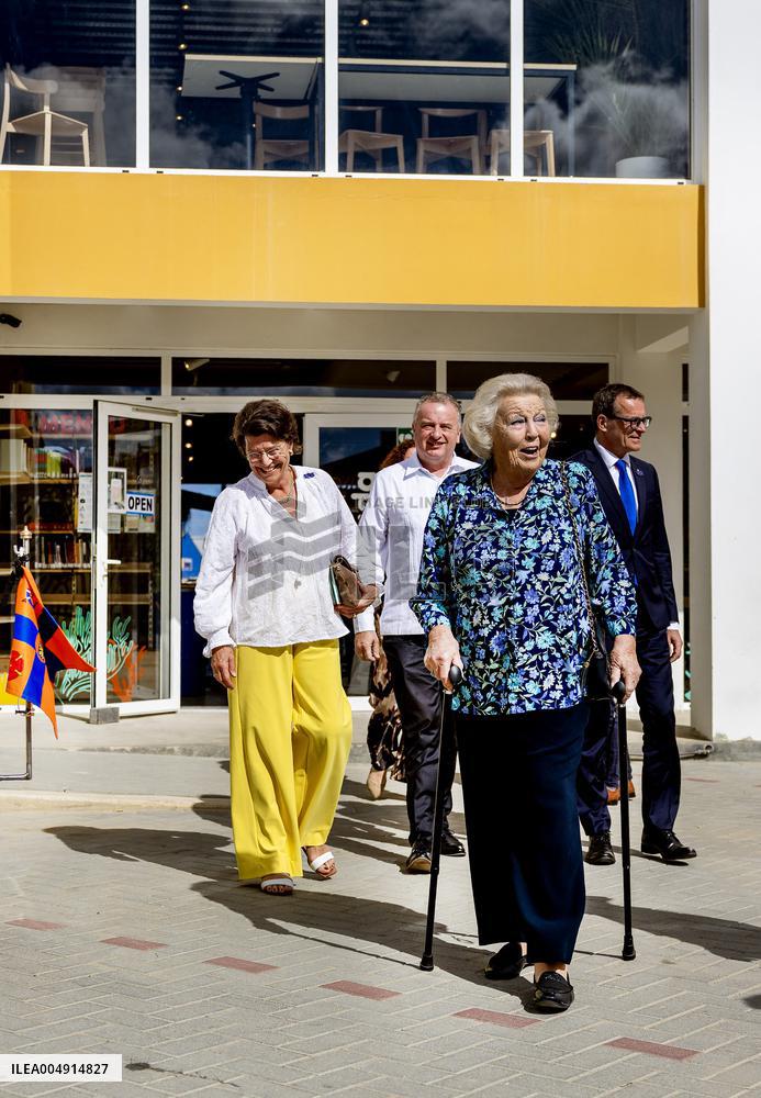 Princess Beatrix Visits Bonaire - Netherlands