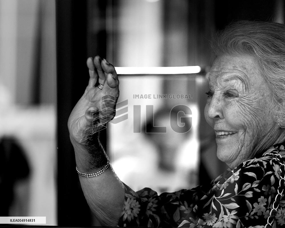 Princess Beatrix Visits Bonaire - Netherlands