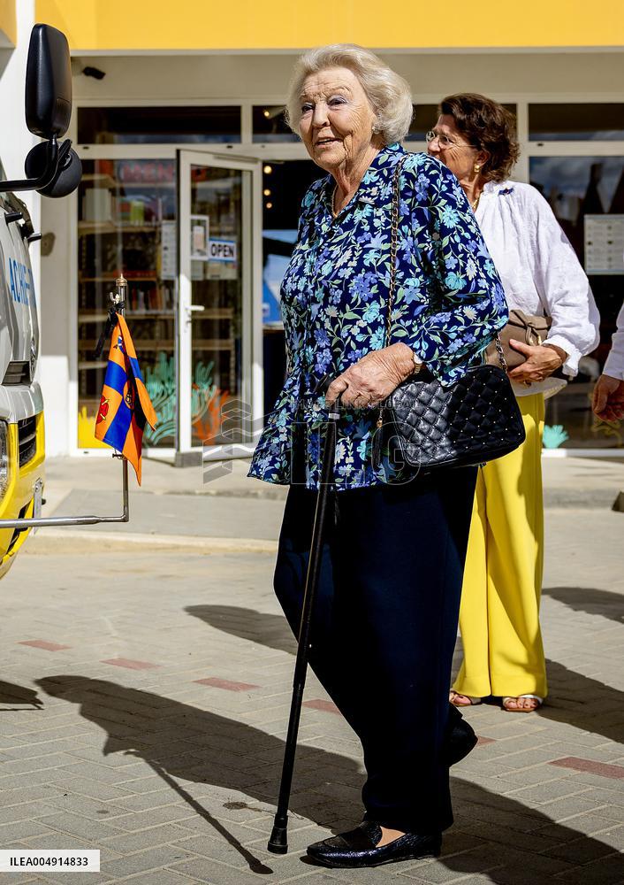 Princess Beatrix Visits Bonaire - Netherlands