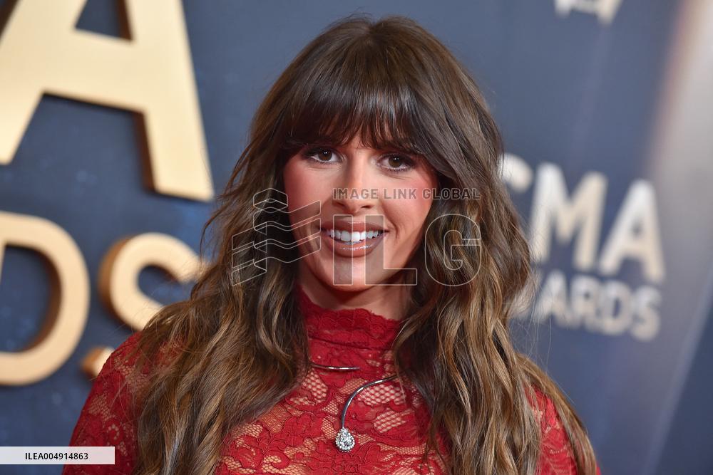 59th Annual CMA Awards - Arrivals
