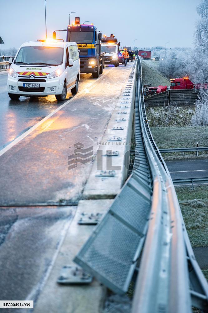 A truck fell off the overpass