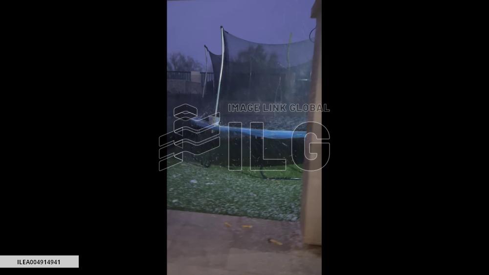 US: Hailstorm Hits Phoenix, Coating Roads and Triggering Flash Floods 2