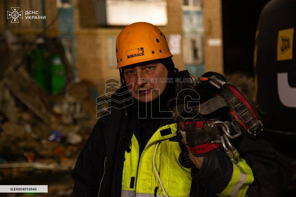 Russian Strike Leaves 22 Missing In Ternopil - Ukraine