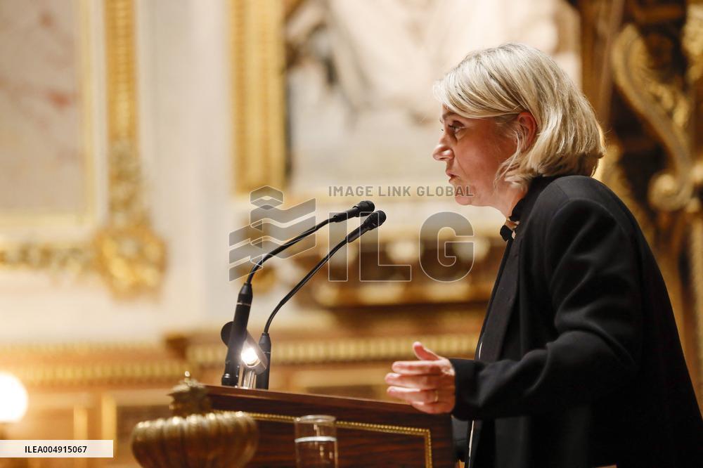 Debate on The Social Security Bill in The Senate - Paris