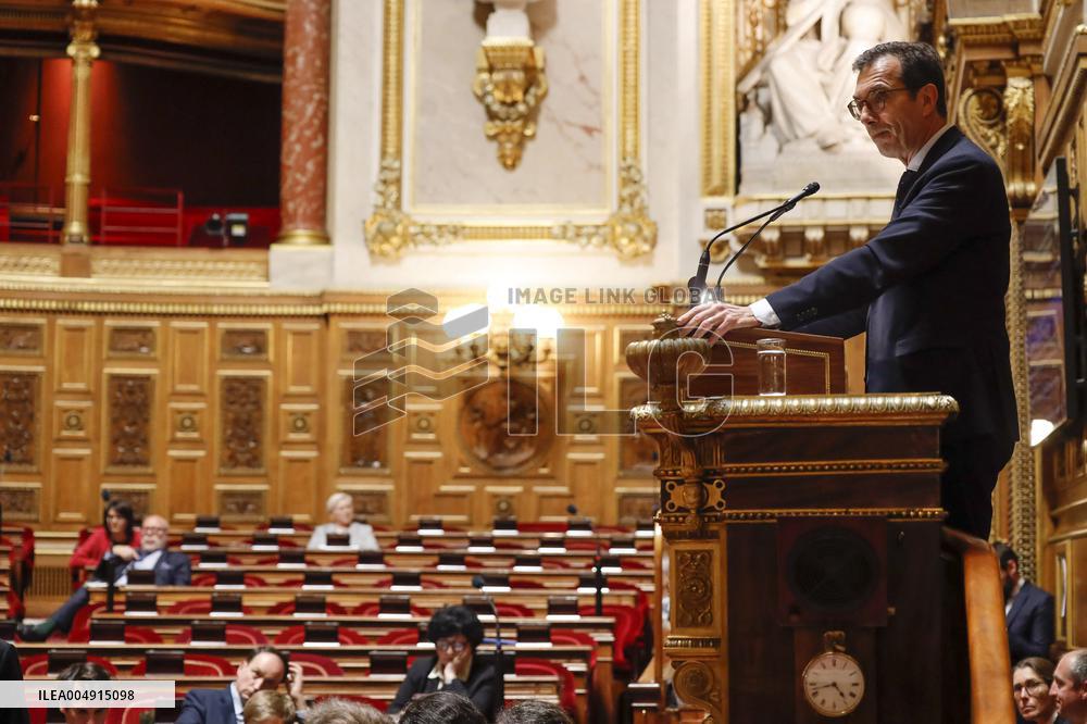 Debate on The Social Security Bill in The Senate - Paris