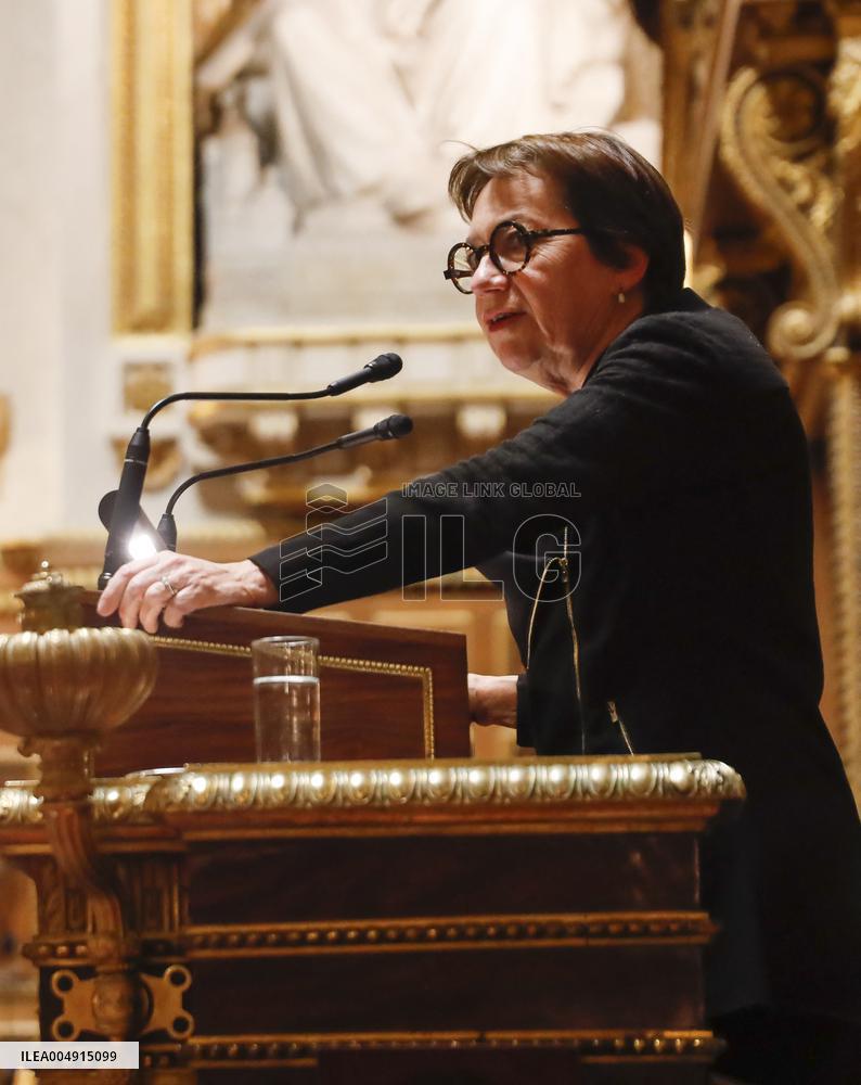 Debate on The Social Security Bill in The Senate - Paris