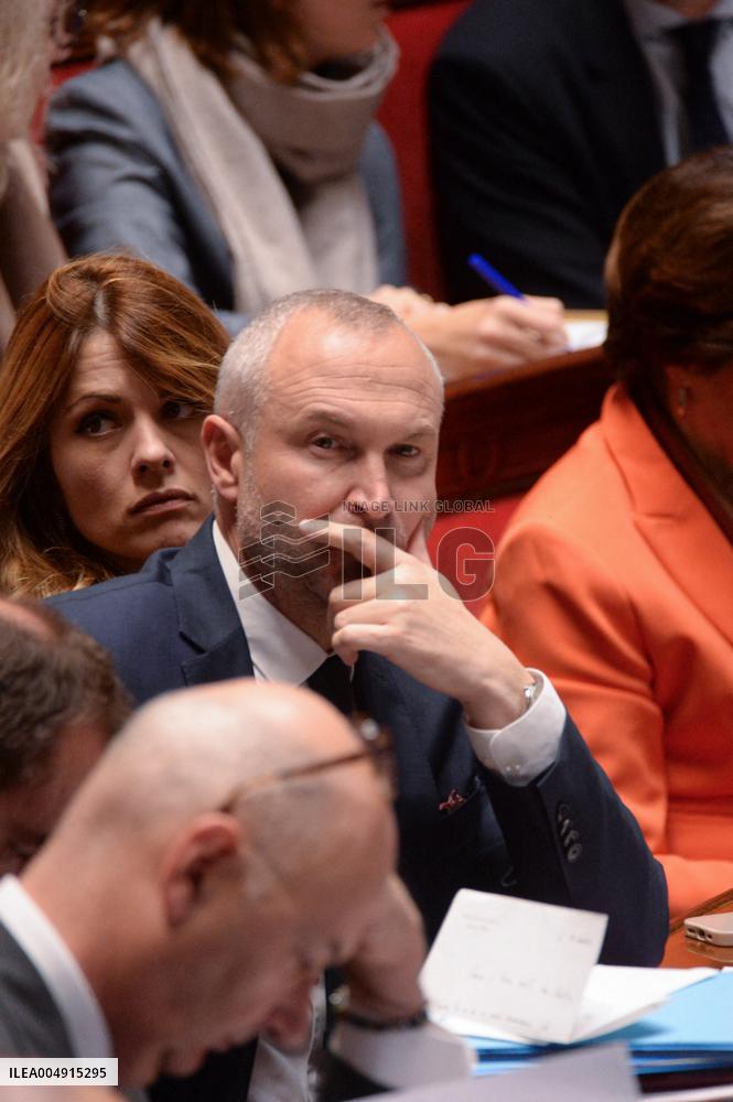 Questions to the Government - Paris