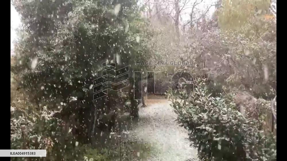 UK: Snow Blankets Country as Arctic Air Arrives 8