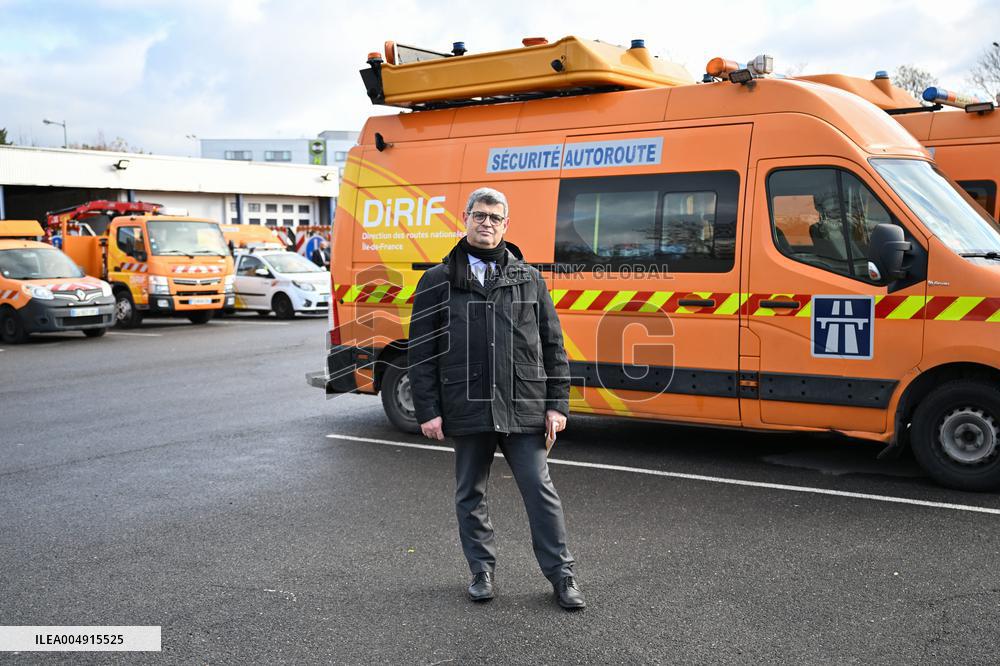 Philippe Tabarot Visits The Saint-Denis Maintenance And Intervention Center