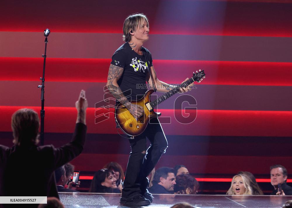 59th Annual CMA Awards - Show